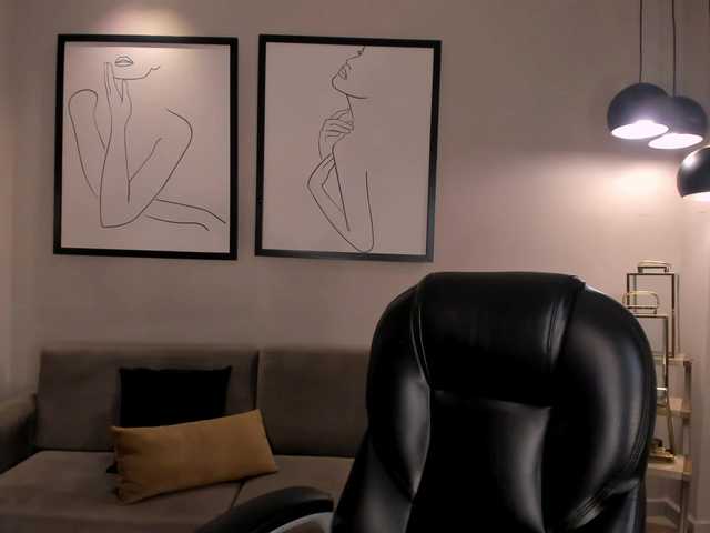 BellaStorm1 live cam on BongaCams
