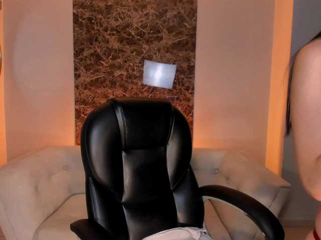 BellaStorm1 live cam on BongaCams