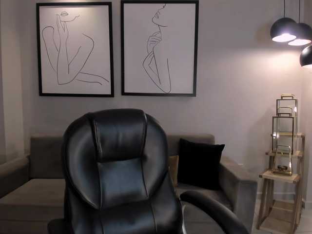 BellaStorm1 live cam on BongaCams