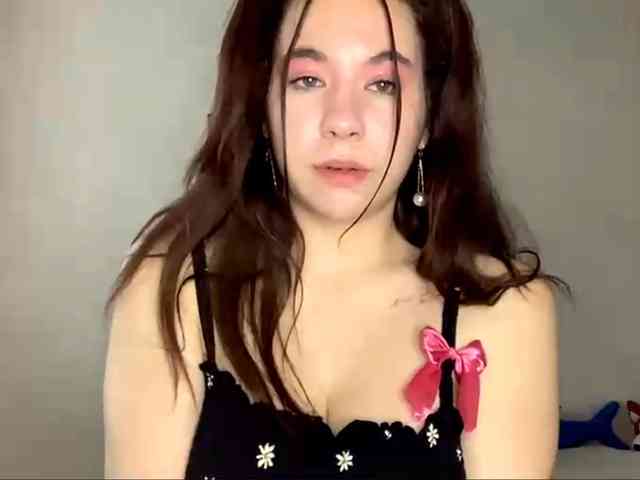 Sunoudker's cam show statistics and live stream