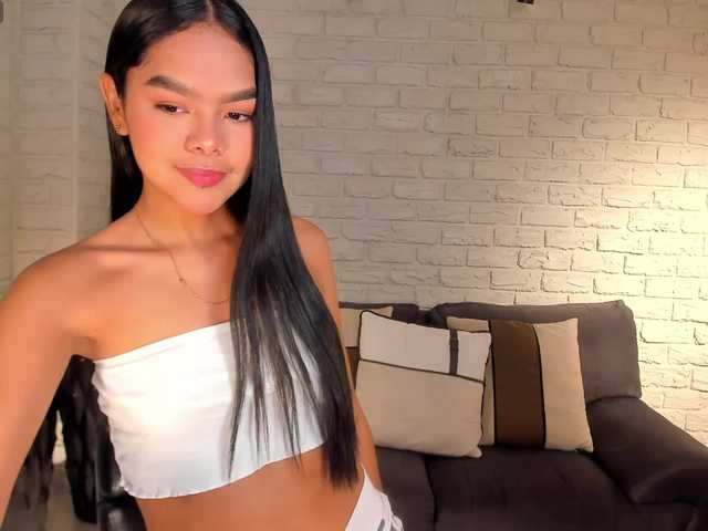 SaphiraJames live cam on BongaCams