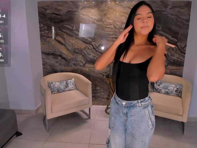 SaphiraJames live cam on BongaCams