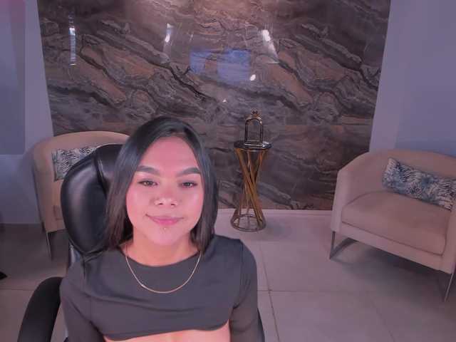 SaphiraJames — live female cam