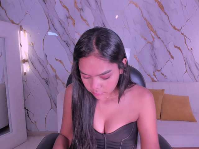 SaphiraJames live cam on BongaCams