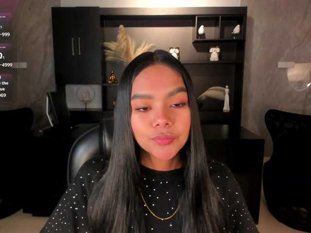 SaphiraJames live on BongaCams