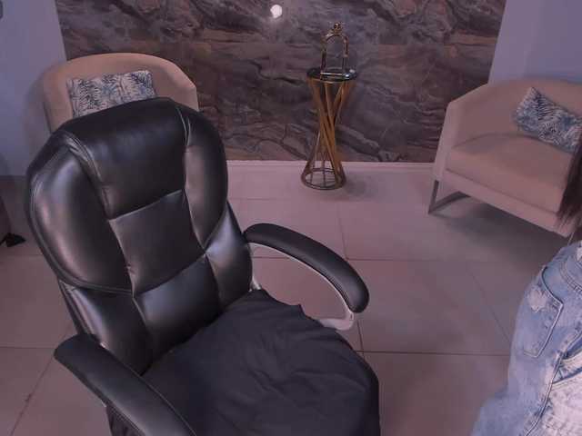 SaphiraJames live cam on BongaCams