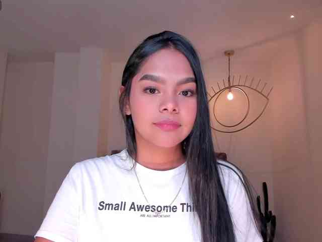 SaphiraJames webcam