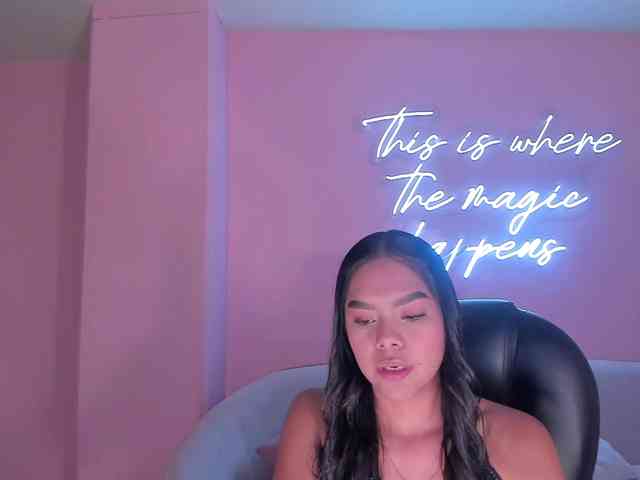 SaphiraJames webcam