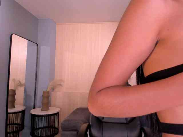 SaphiraJames webcam