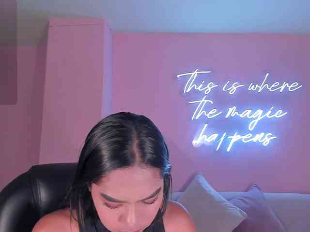 SaphiraJames Live Webcam on BongaCams