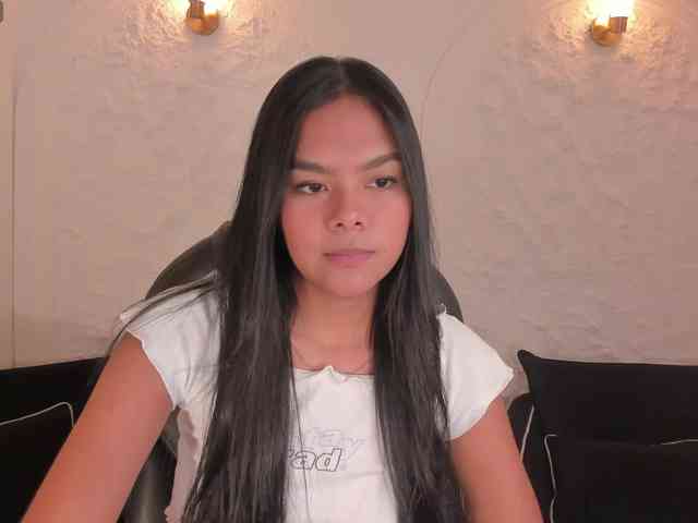 SaphiraJames webcam