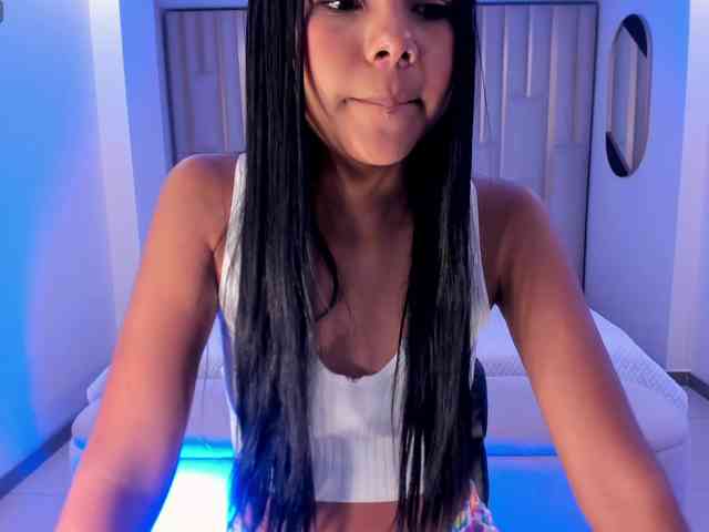 SaphiraJames webcam