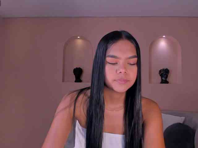 SaphiraJames webcam