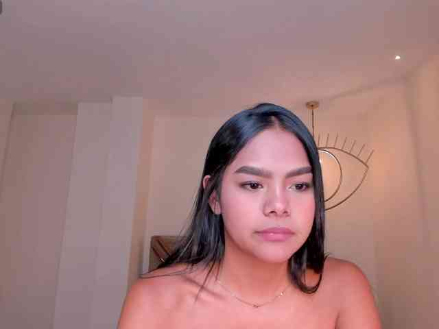 SaphiraJames webcam