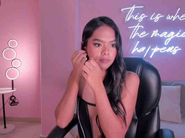 SaphiraJames Live Webcam on BongaCams