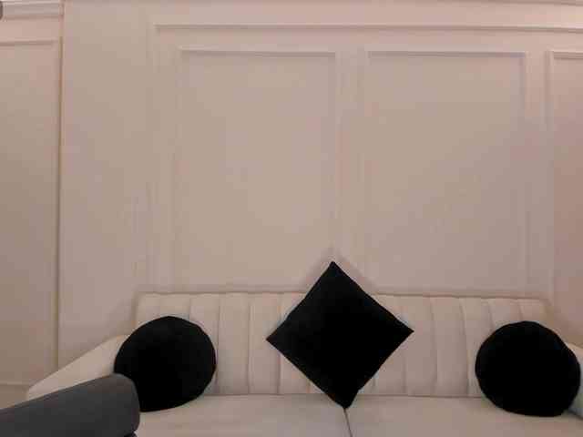 SaphiraJames webcam