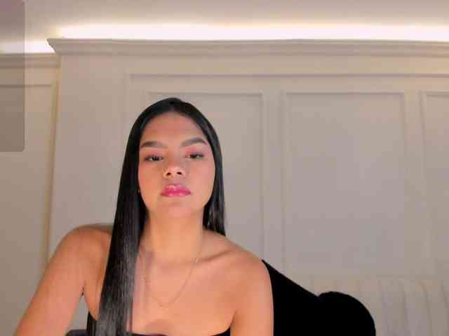SaphiraJames webcam