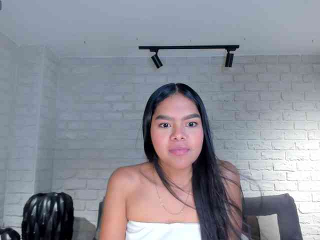 SaphiraJames webcam