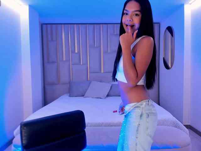SaphiraJames webcam