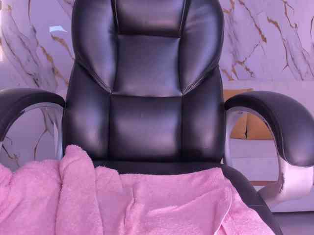 SaphiraJames webcam