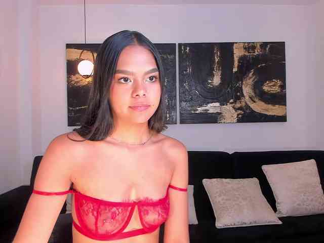 SaphiraJames webcam