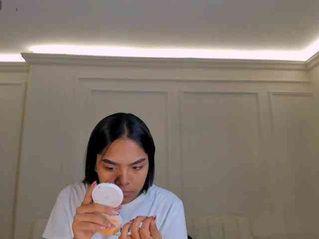 SaphiraJames webcam