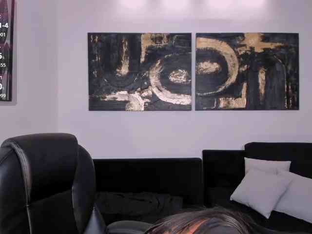 SaphiraJames webcam