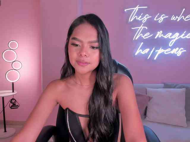SaphiraJames webcam