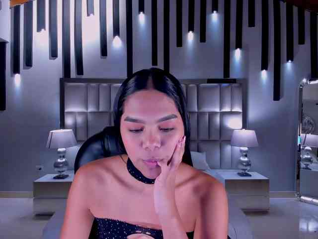 SaphiraJames webcam