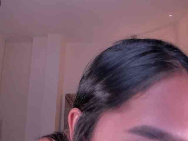 SaphiraJames webcam