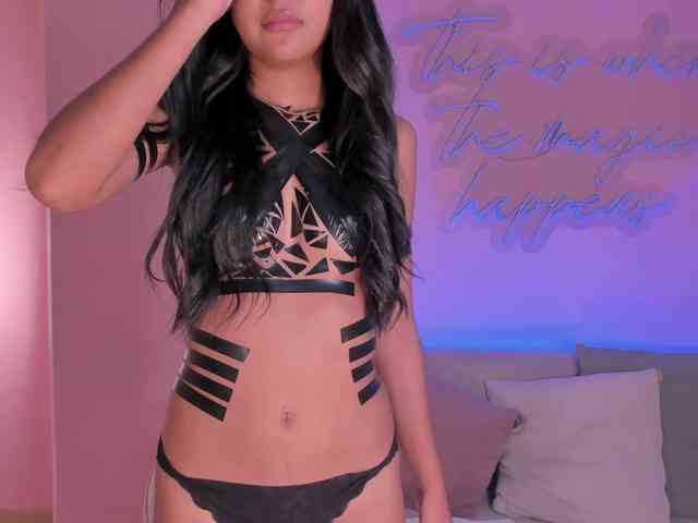 SaphiraJames Live Webcam on BongaCams