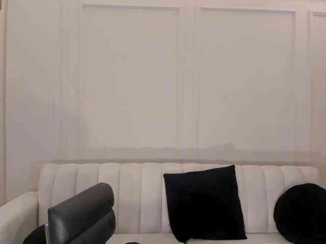 SaphiraJames webcam