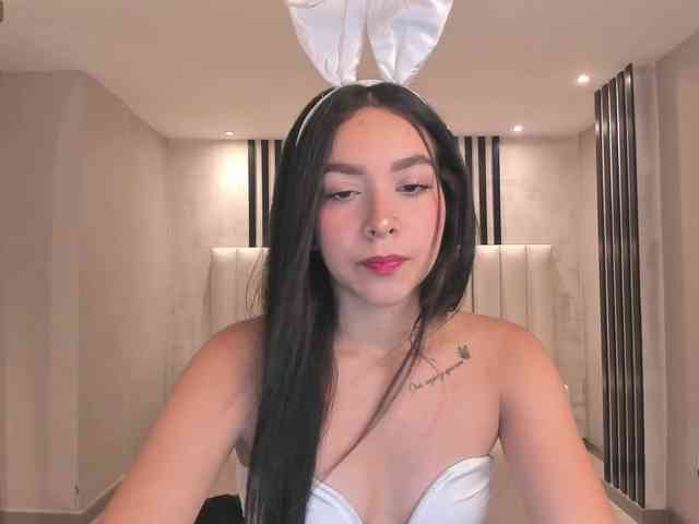 SophieKiss1 webcam