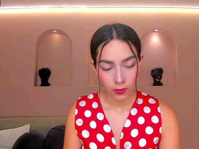 SophieKiss1