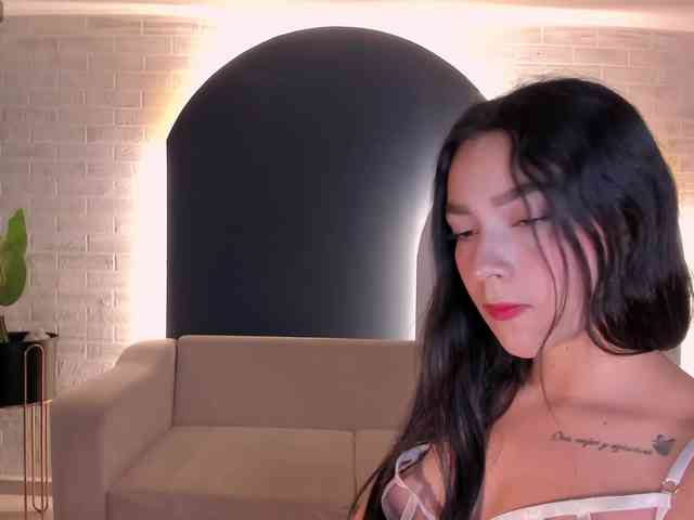 SophieKiss1