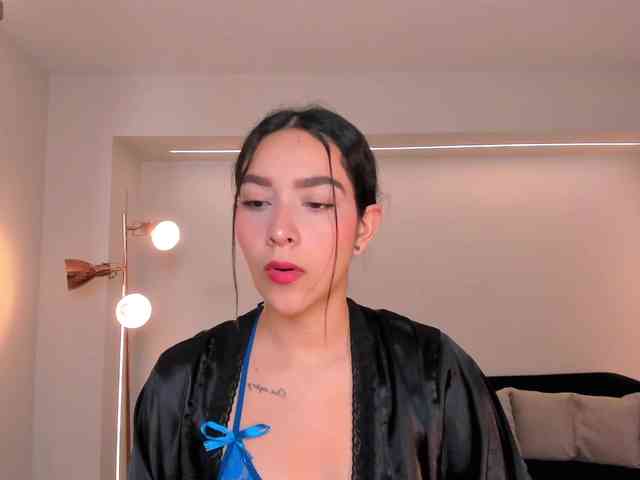 SophieKiss1