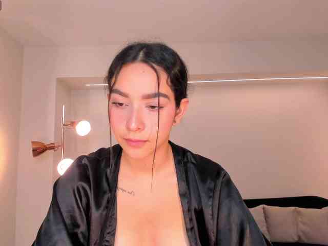 SophieKiss1