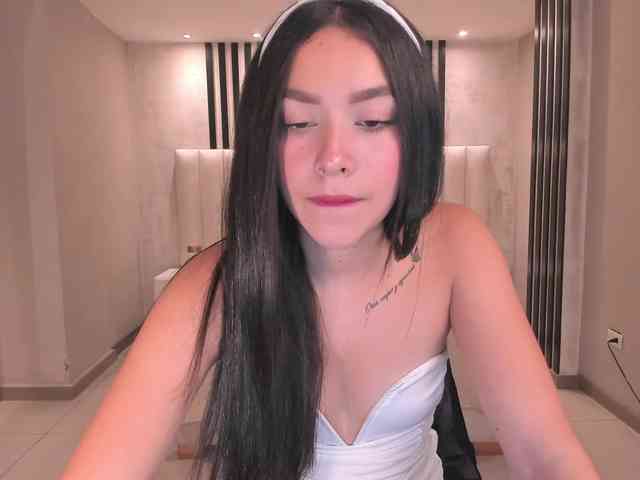 SophieKiss1 SophieKiss1