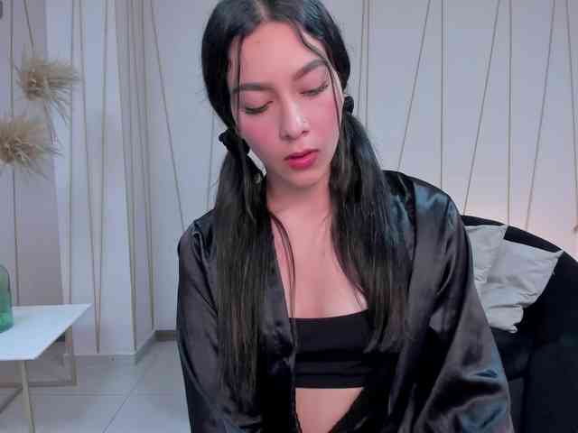 SophieKiss1