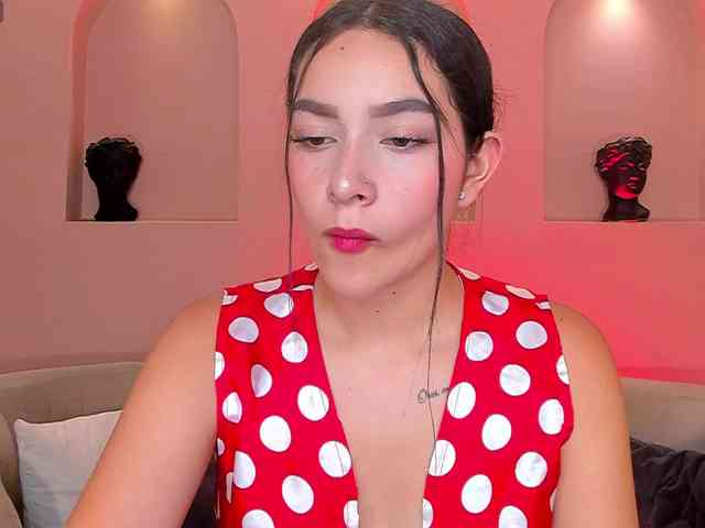 SophieKiss1