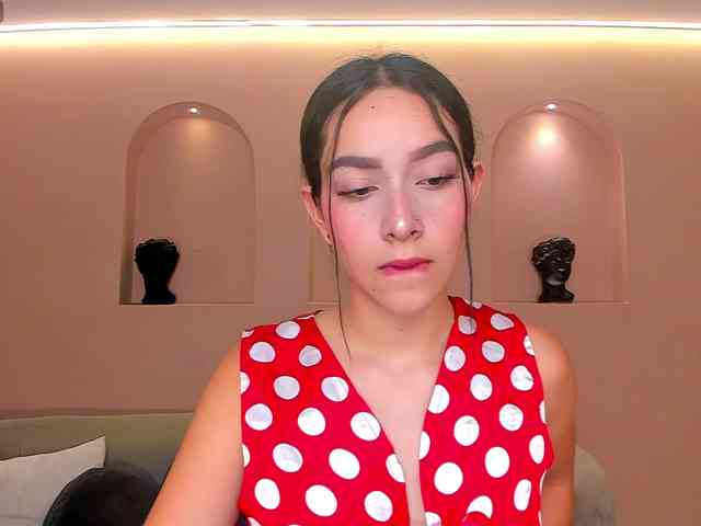 SophieKiss1