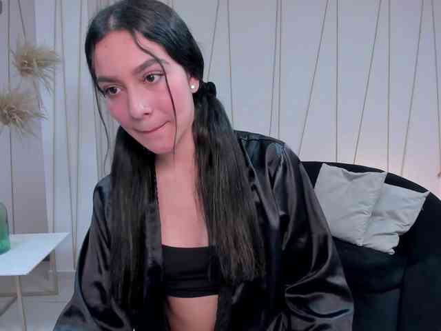 SophieKiss1