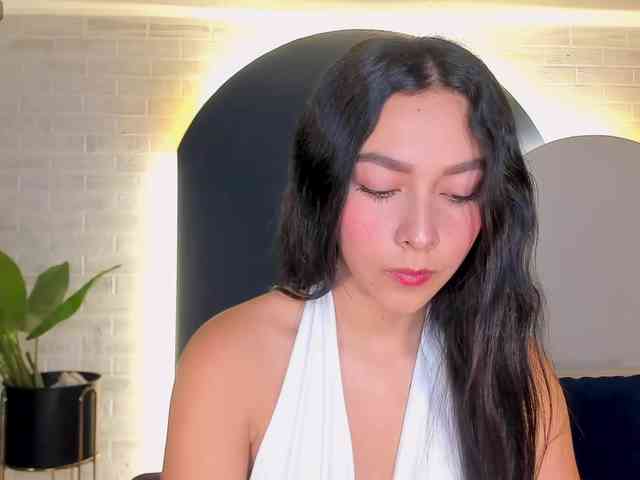 SophieKiss1 webcam