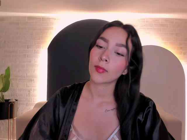 SophieKiss1