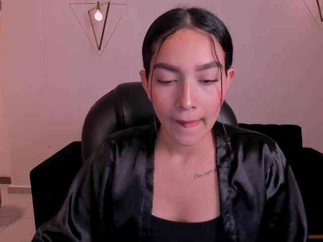 SophieKiss1