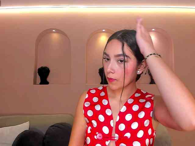 SophieKiss1