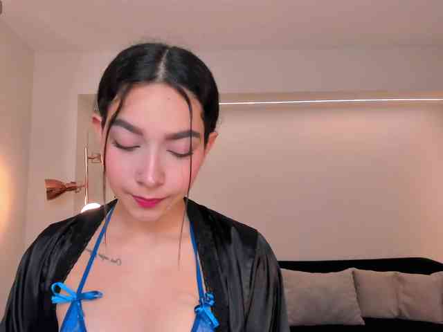 SophieKiss1