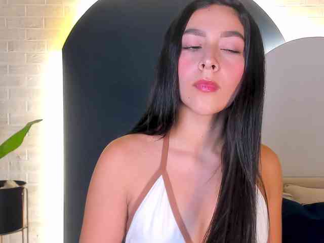 SophieKiss1 webcam