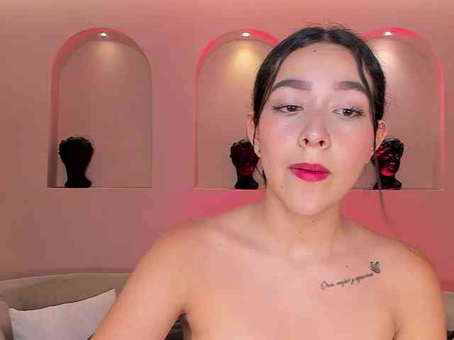 SophieKiss1