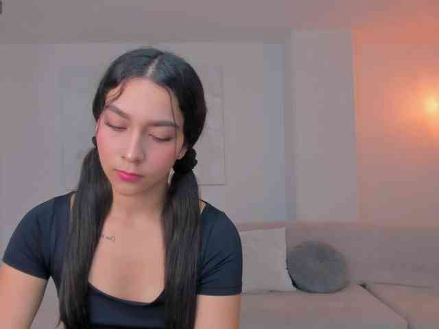 SophieKiss1